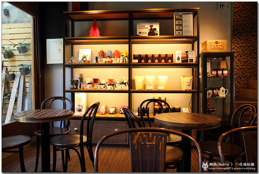 高雄美食┃品咖啡:季節限定隱藏版草莓司康超推薦 - 第10張圖 高雄美食┃品咖啡:季節限定隱藏版草莓司康超推薦