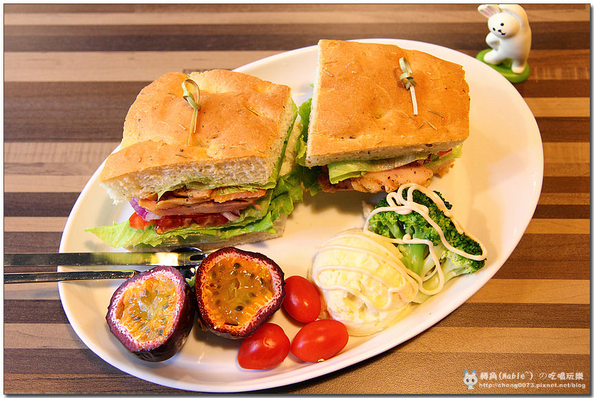 高雄美食┃品咖啡:季節限定隱藏版草莓司康超推薦 - 第21張圖 高雄美食┃品咖啡:季節限定隱藏版草莓司康超推薦