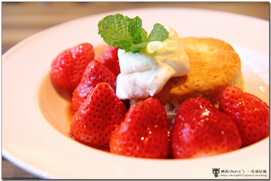 高雄美食┃品咖啡:季節限定隱藏版草莓司康超推薦 - 第34張圖 高雄美食┃品咖啡:季節限定隱藏版草莓司康超推薦