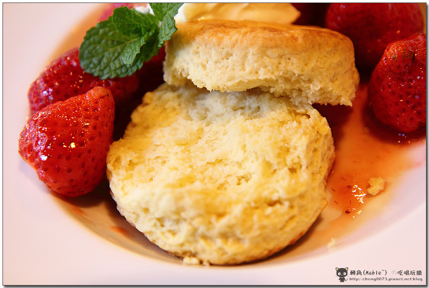高雄美食┃品咖啡:季節限定隱藏版草莓司康超推薦 - 第35張圖 高雄美食┃品咖啡:季節限定隱藏版草莓司康超推薦
