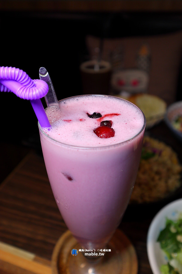 莓塔咖啡館-野莓優格果昔