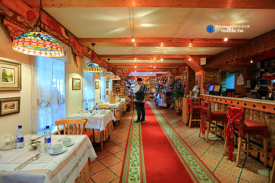 俄羅斯 金環 賽爾吉耶夫Russian yard餐廳