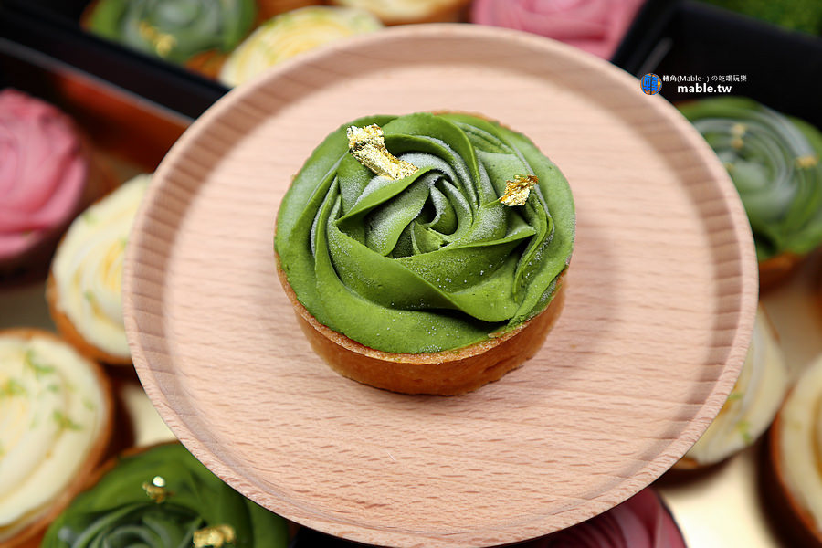 宅配團購美食 無框自然食計畫 台南玫瑰造型抹茶塔