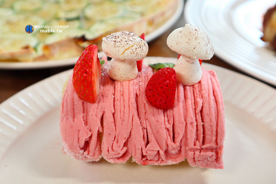 屏東美食 波波廚房 草莓冰淇淋甜點
